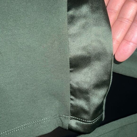 J Jason Wu Regular Tapered Knit Jogger with Satin Detail Size Medium NWOT - Picture 4 of 7